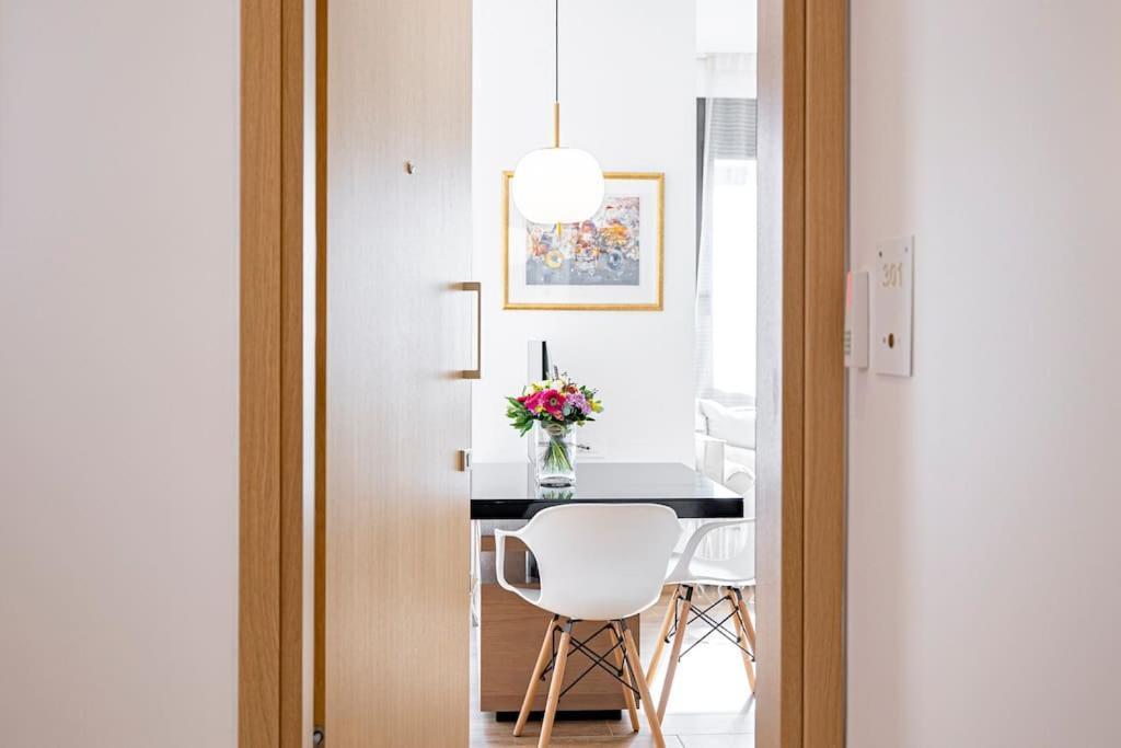 Apartment Art-w Executive